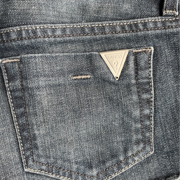 Low Rise Guess Denim Shorts - Picture 3 of 4